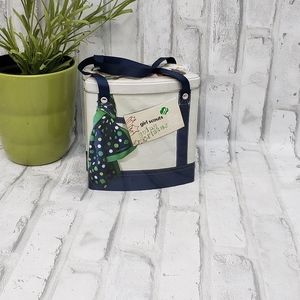 Girl Scout Girl Scout Going Places Purse Tin